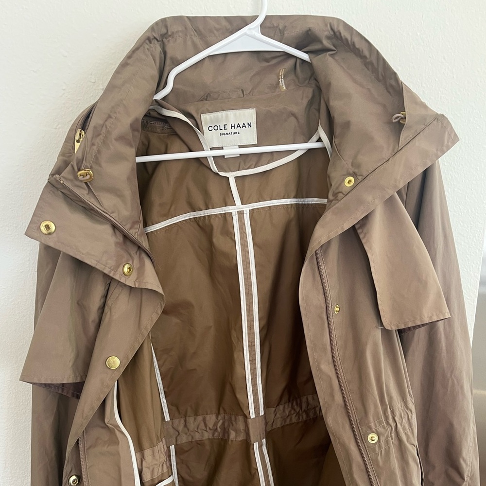 Cole Haan khaki raincoat size XL - Picture 3 of 5
